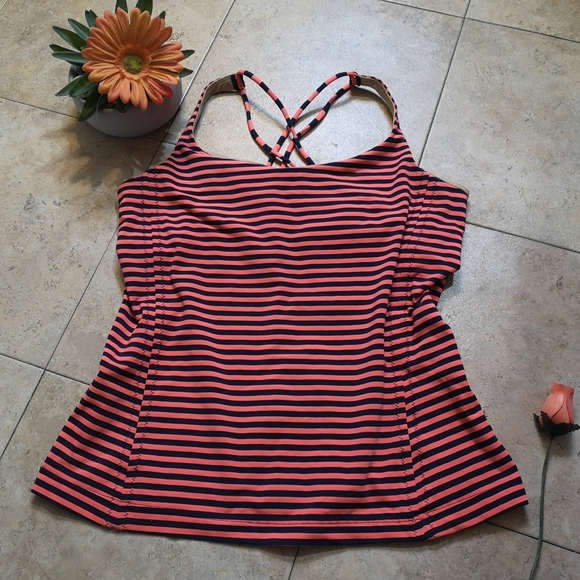 Lululemon Shirt - Picture 2 of 16